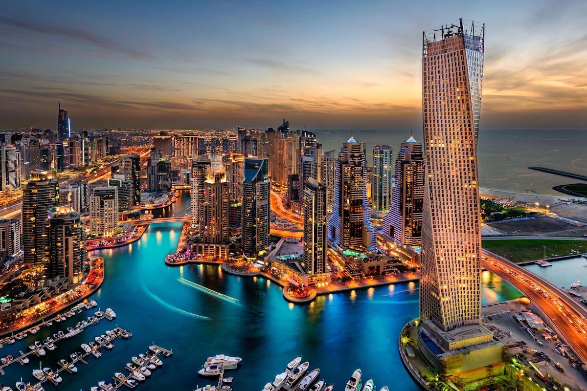 dubai-marina-skyline-2c8f1708f2a1